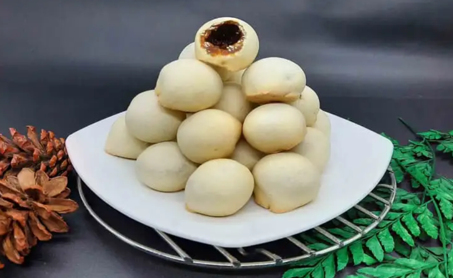 5 Jajanan Khas Banyumas yang Bikin Wisatawan Ketagihan!