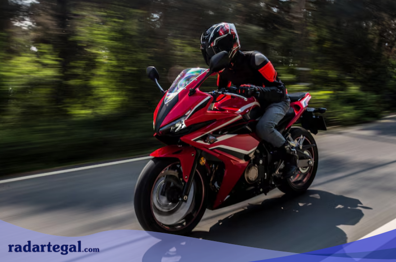 6 Rekomendasi Motor Sport Terbaik untuk Pengendara Bertinggi 150 cm