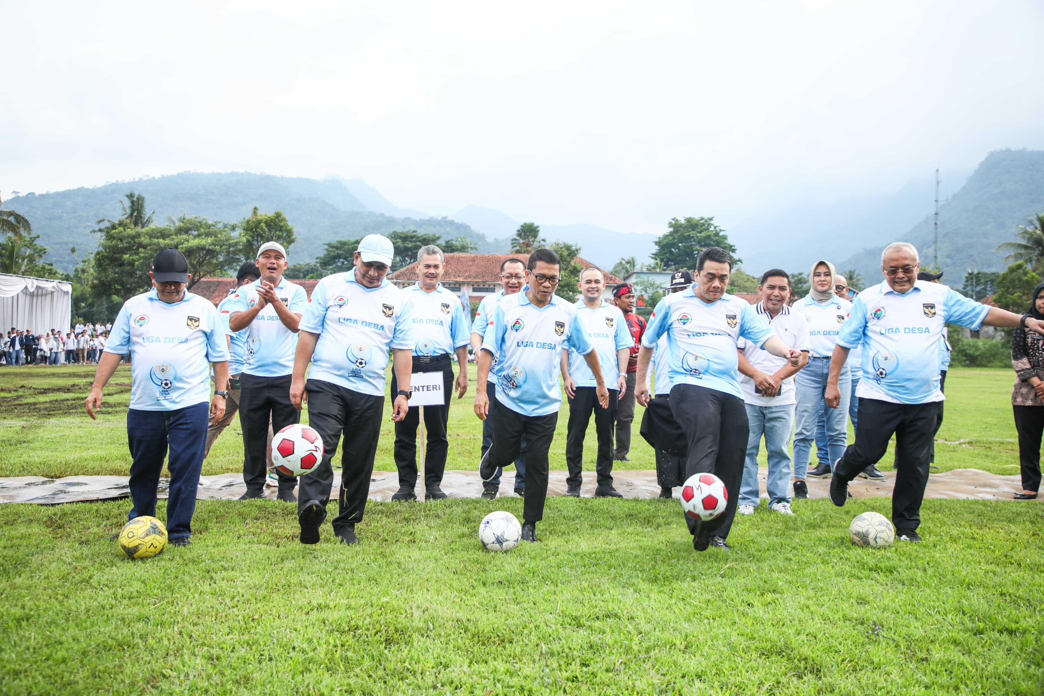 7.810 Desa di Jateng Ikuti Kick Off Liga Desa 2025 