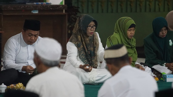 Bupati Tegal Prihatin Waruran dan Perang Sarung Marak: Ini Karena Krisis Eksistensi