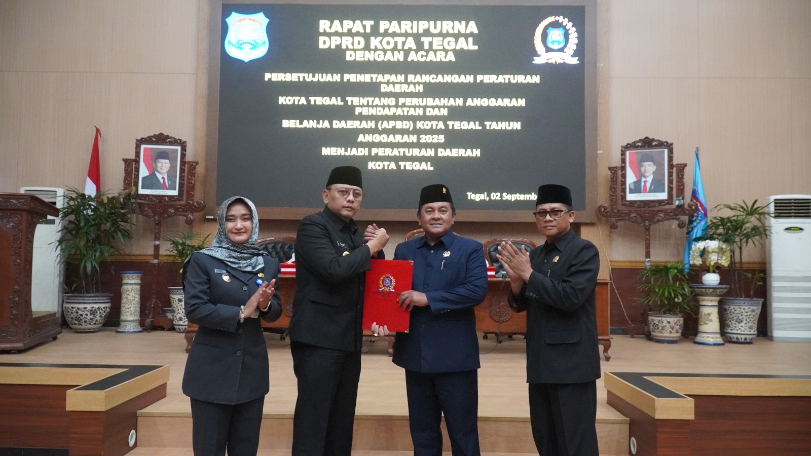 DPRD Kota Tegal Setujui Raperda Perubahan APBD 2025 Ditetapkan Jadi Perda