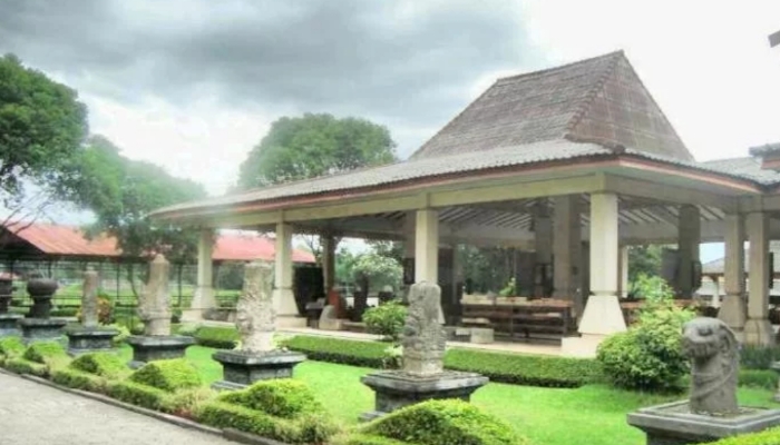 Sejarah Museum Trowulan dan Koleksi yang Semakin Tua Menjadi Saksi Bisu Peradaban Abad 19