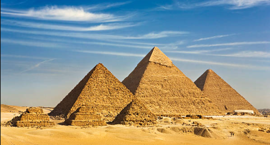Menguak Misteri, Sejarah dan Keunikan Piramida Mesir: Benarkah Ada Campur Tangan Mahkluk Asing?