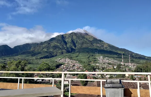 Mulai Rp200 Ribuan, 7 Penginapan Murah Dekat Gunung Merapi yang Nyaman dan Instagramable