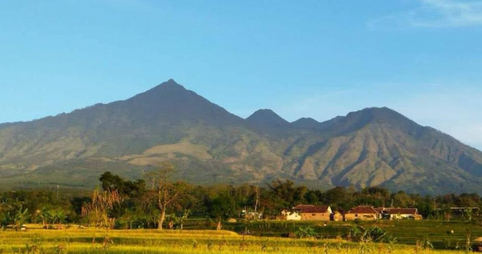 Sempat Geger! Ini 4 Mitos Gunung Arjuno yang Harus Diwaspadai oleh Pendaki