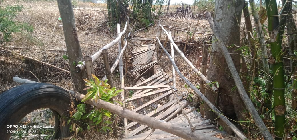 Jembatan di Desa Kabunan Kabupaten Tegal Ambruk, Fraksi PDI Perjuangan Janjikan Hal Ini  