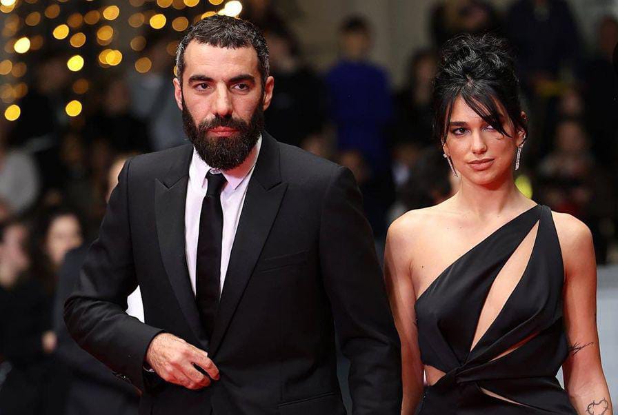 Tampil di Cannes, Dua Lipa Curi Perhatian saat Datang Bersama Romain Gavras