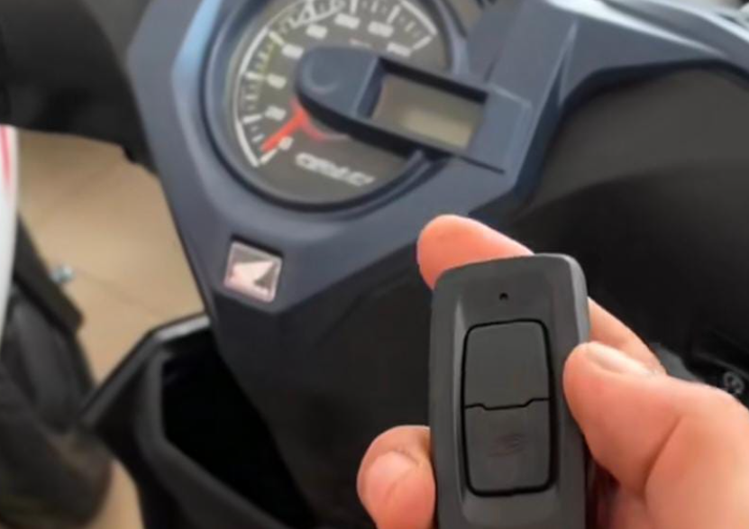 Harga BeAT Keyless Terbaru 2024 Bikin Kantong Tersenyum! Cek sekarang!