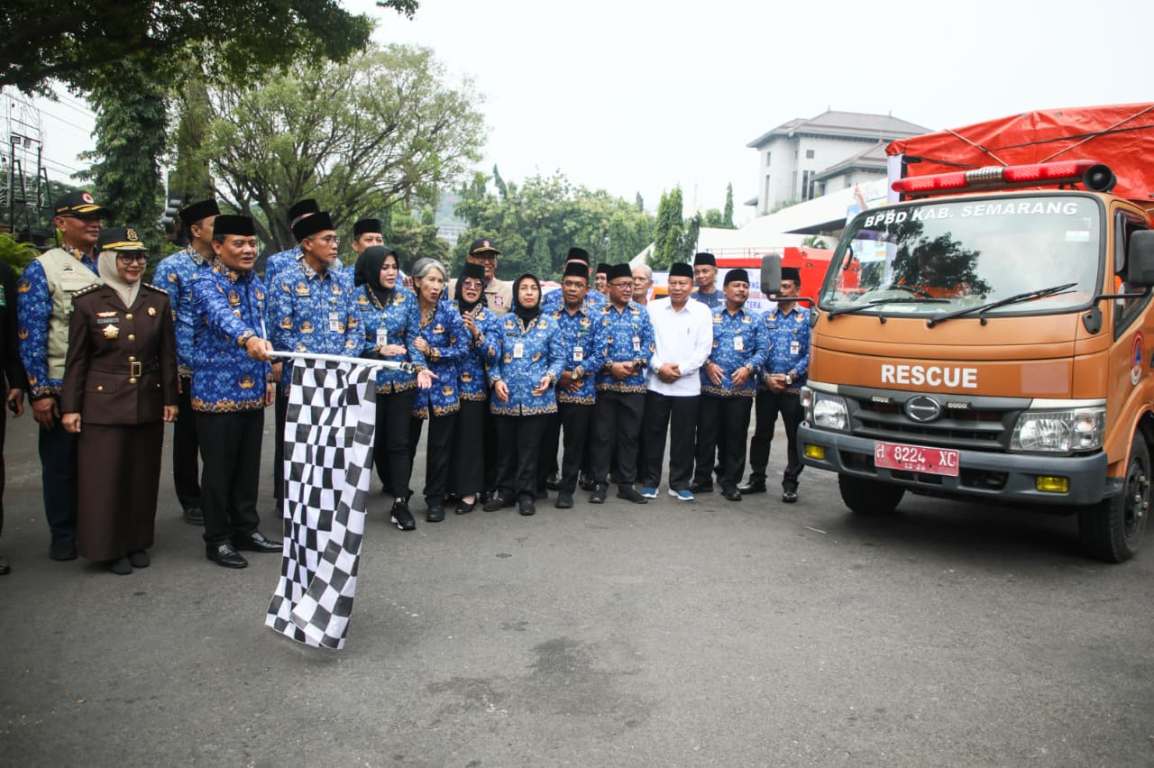 Bantuan untuk Korban Bencana Sumatera Diberangkatkan Gubernur Jateng, Nilainya Tembus Rp1,3 Miliar