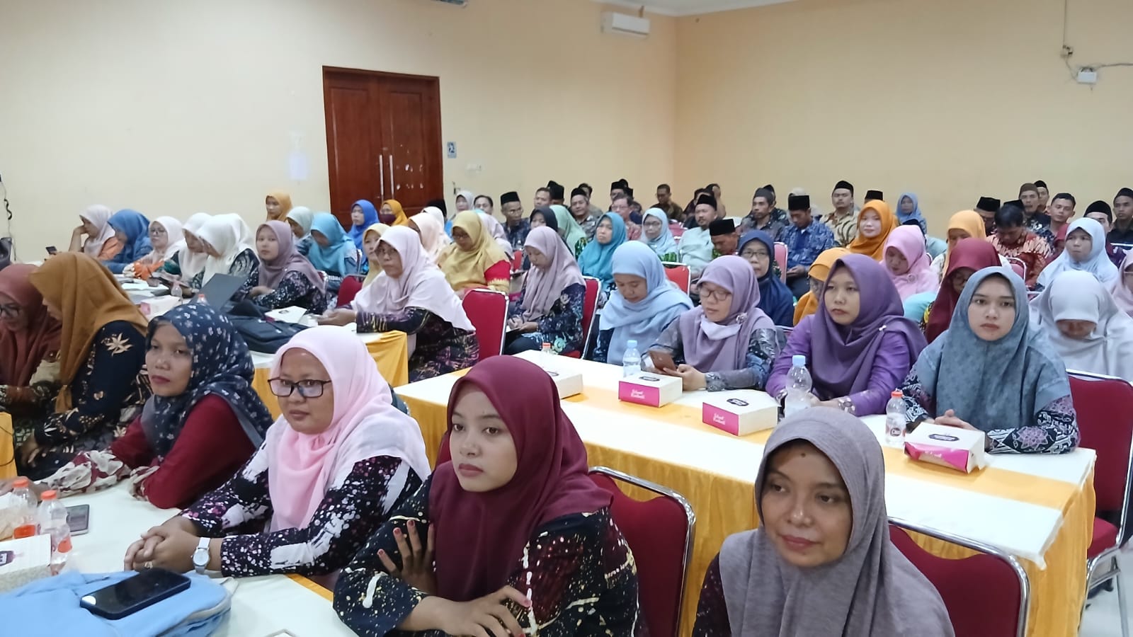 Guru–Kepala MI di Kabupaten Tegal Dipacu Jadi Motor Revolusi Kurikulum, Kemenag Tegal Gaspol Terapkan KMA 1503