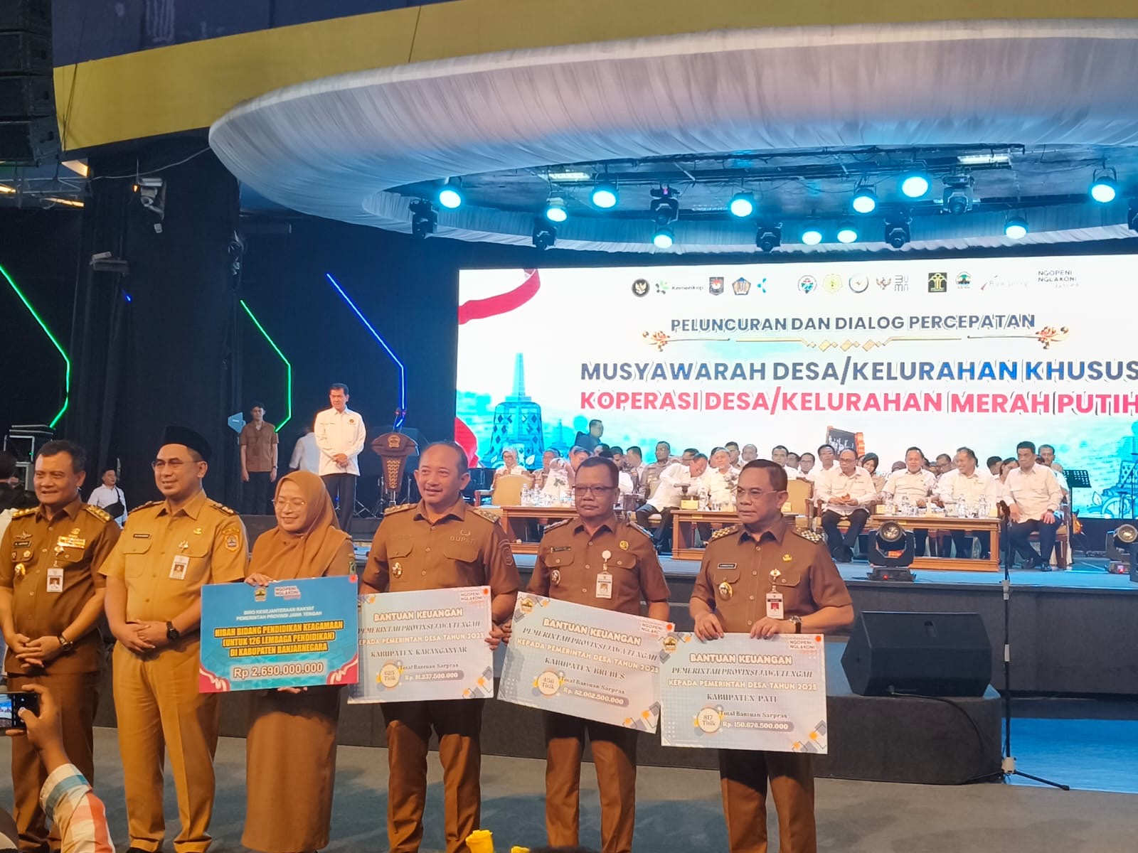Pemkab Brebes Terima Bantuan Provinsi Senilai Rp82 Milyar untuk 178 Desa
