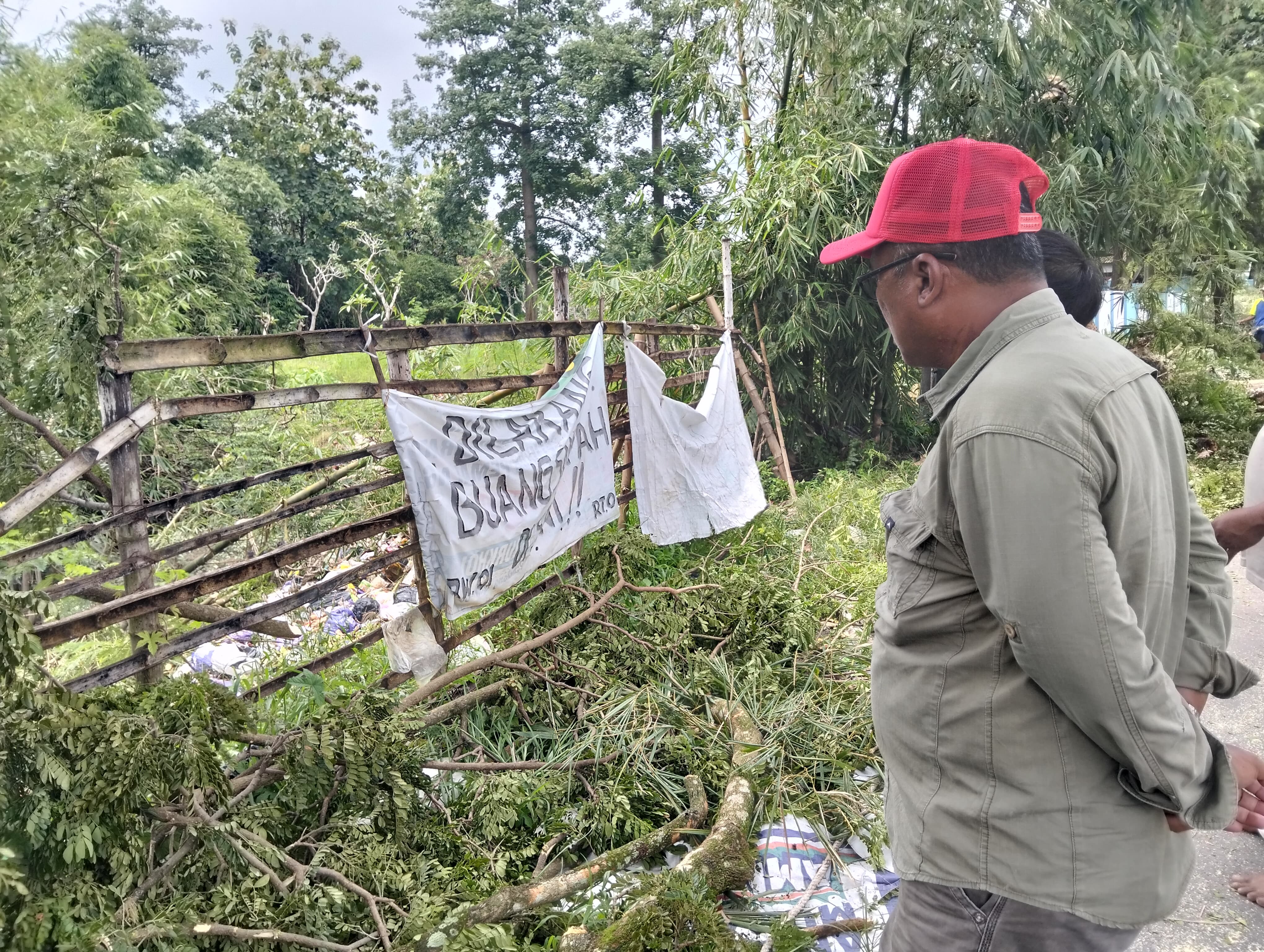 Sampah Jadi Momok di Kecamatan Comal Pemalang, Banyak yang Buang Sembarangan