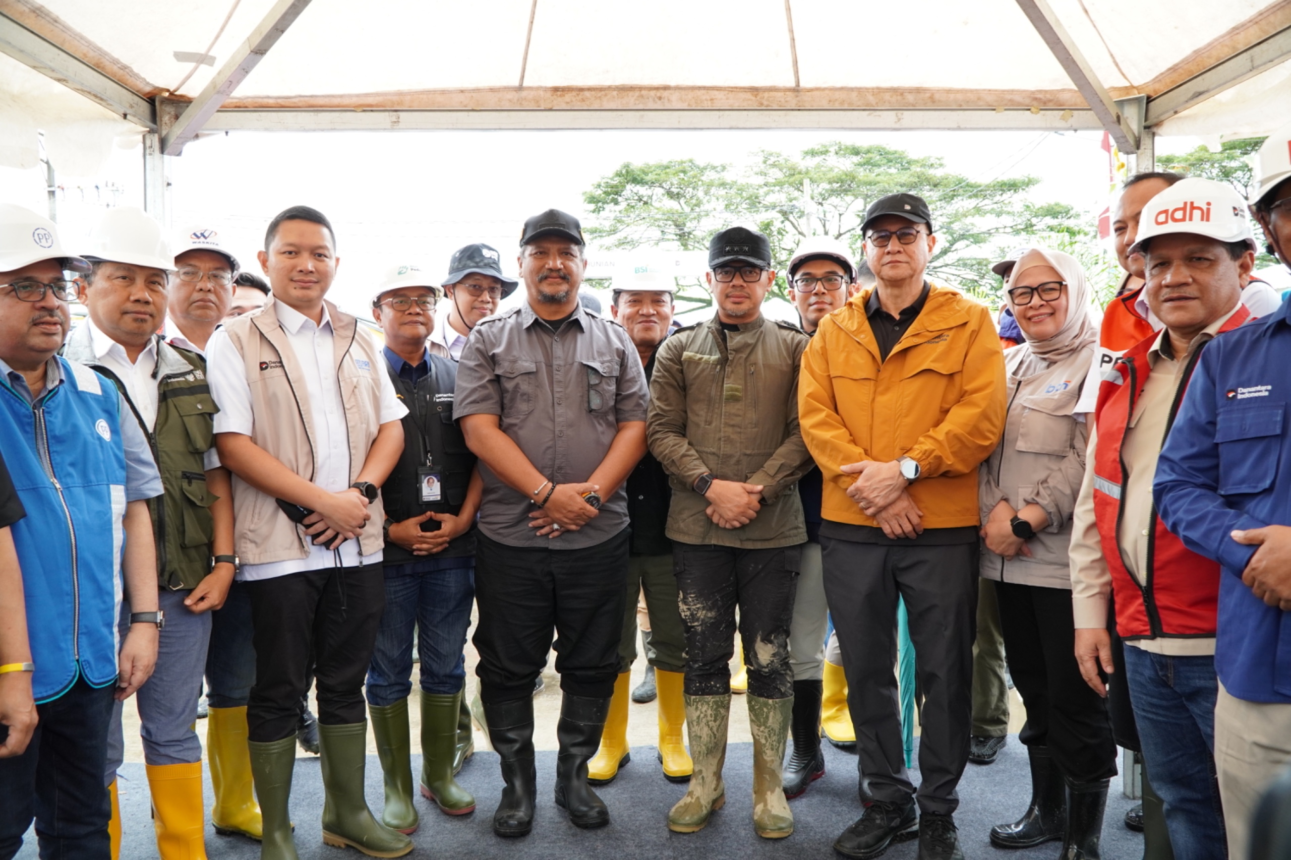 Turut Didukung BRI, Danantara Serahterimakan Huntara bagi Warga Terdampak Bencana di Aceh Tamiang 