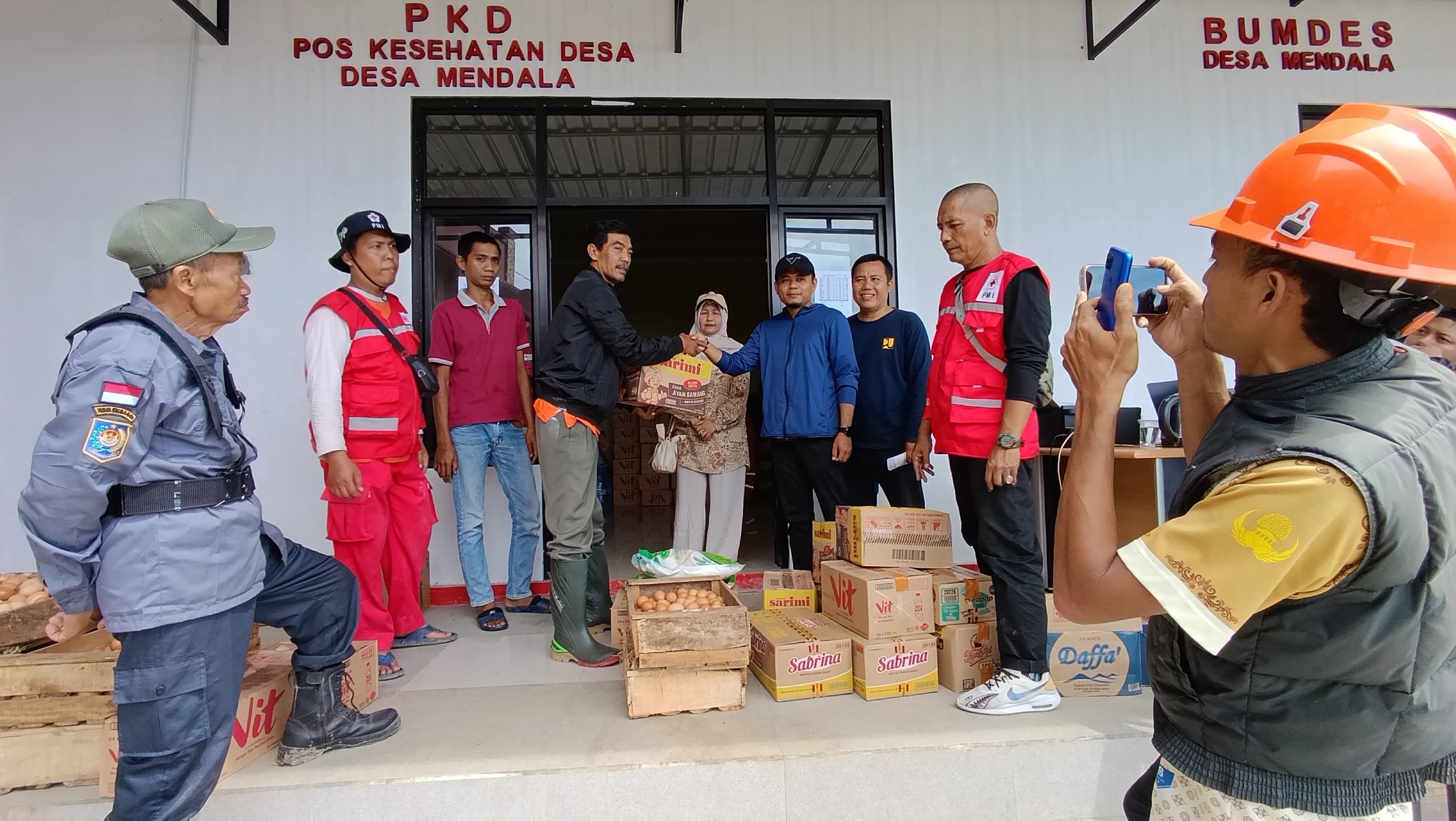 Bantuan untuk Korban Tanah Bergerak Terus Mengalir, Kali Ini dari DPU