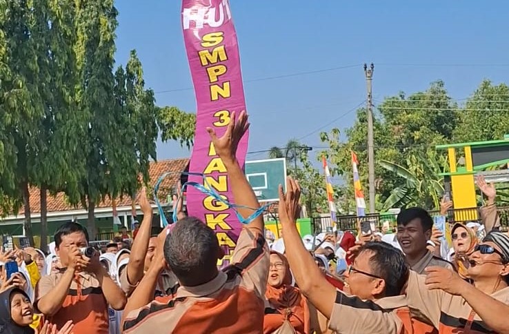 Peringati HUT ke-26, SMPN 3 Pangkah Kabupaten Tegal Deklarasi Ciptakan Sekolah yang Inovatif