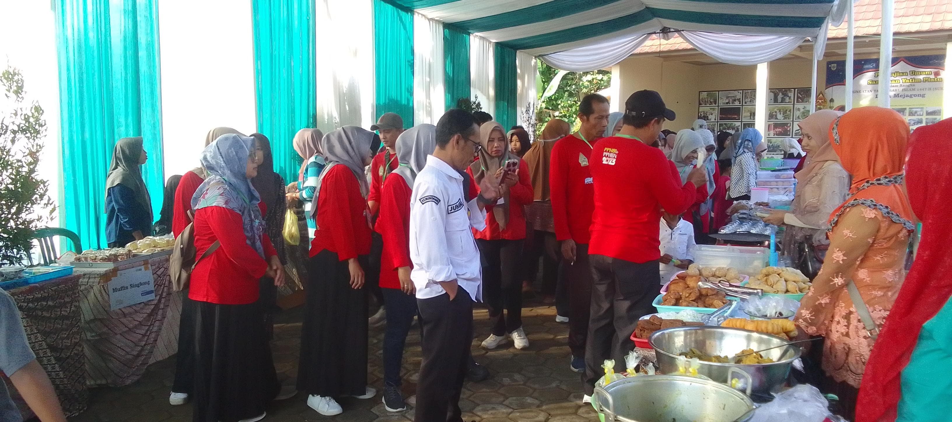 Gelar Bazar Makanan Tradisional, Warga di Pemalang Sajikan Getuk, Klepon dan Cenil
