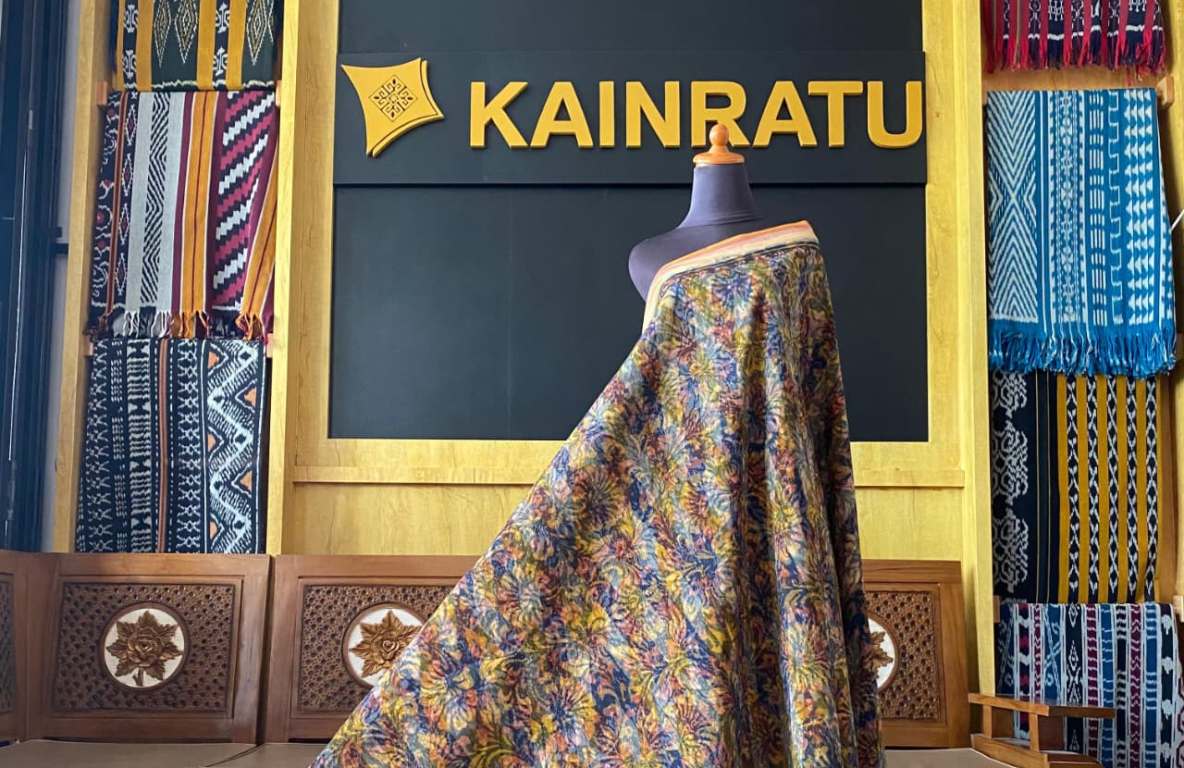 Mengangkat Tenun Troso Jepara ke Pasar Dunia: Kisah Sukses KAINRATU Bersama Rumah BUMN BRI