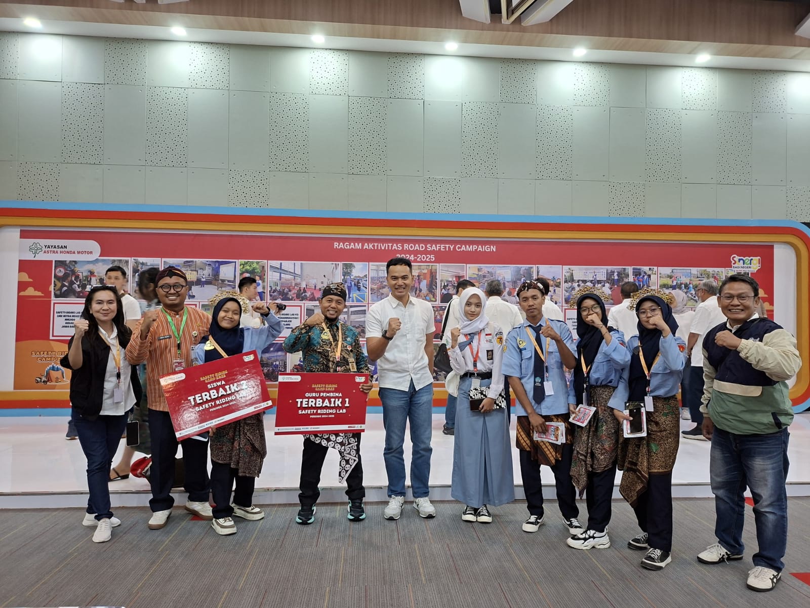 SMKN 1 Bulakamba Brebes Raih Prestasi di Safety Riding Camp 2025