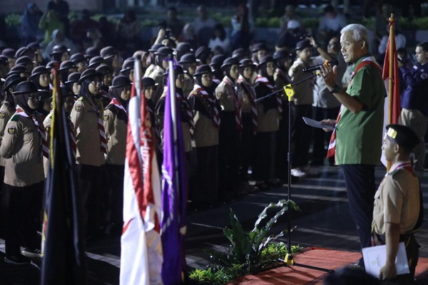 Lepas 218 Anggota Pramuka Jateng ke Jambore Dunia di Korsel, Ganjar Titip Pesan Damai