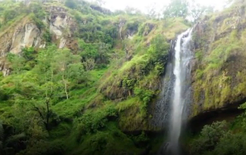 Refreshing Bareng Keluarga, Berikut Wisata Alam di Jogja yang Punya Air Terjun Cantik