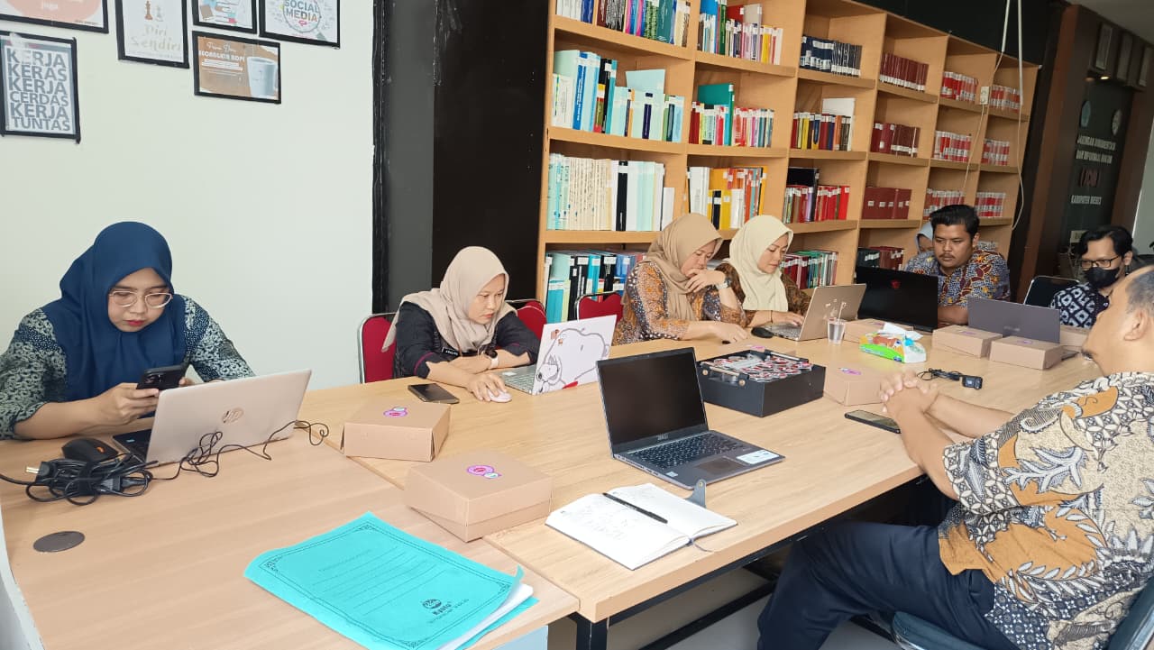Bagian Hukum Setda Brebes Terima Monitoring Biro Hukum Jateng