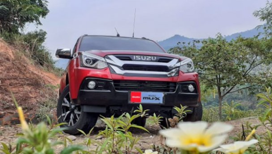 Intip Detail Isuzu Panther Terbaru 2025, Siapa Sangka Mesin dan Peformanya Segahar Ini!