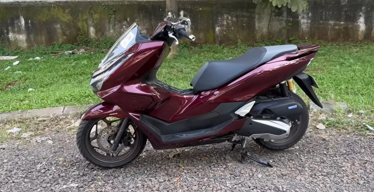 Fitur Ergonomis Honda PCX 160 RoadSync, Bikin Pesaingnya Minder