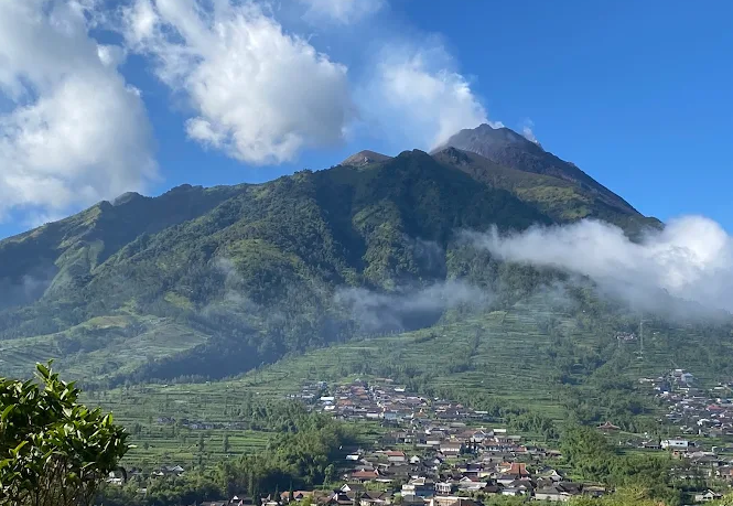 8 Penginapan Murah Dekat Gunung Merbabu, Mulai Rp100 Ribuan Cocok untuk Pendaki