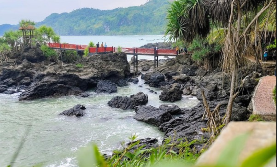 7 Wisata Alam Terbaik di Jawa Tengah yang Wajib Dikunjungi, Punya Pesona yang Memikat