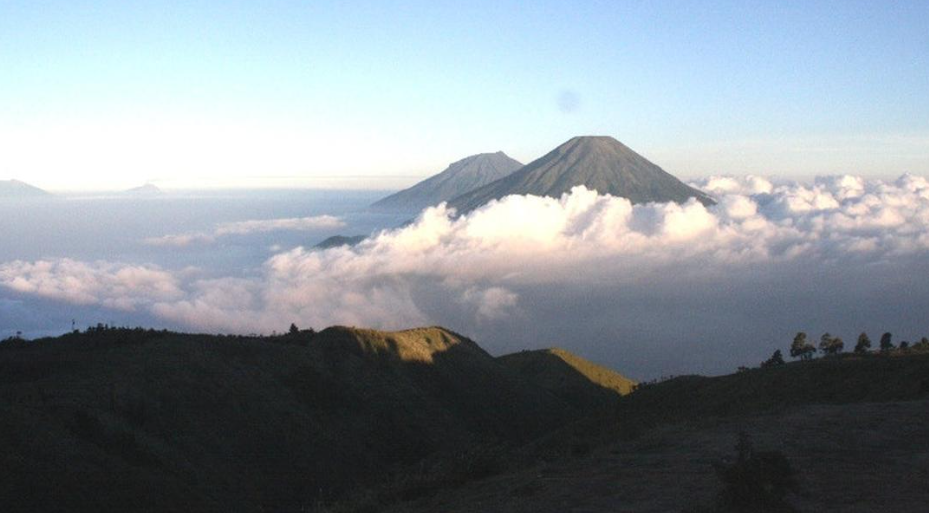 Rekomendasi Wisata Pegunungan di Jawa Tengah untuk Healing & Petualangan