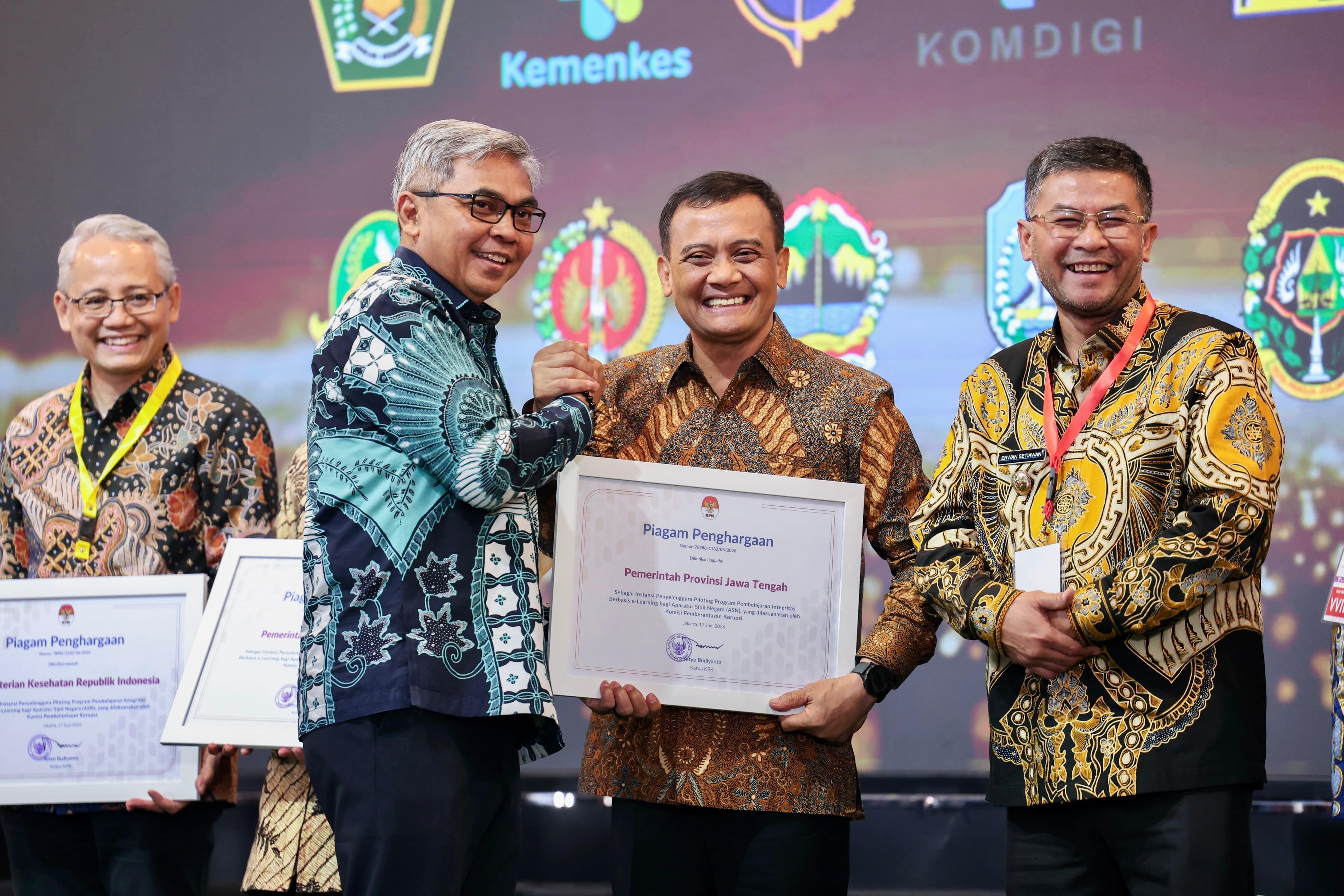 Pemprov Jateng Raih Penghargaan KPK, Lampaui Target E-Learning ASN Berintegritas