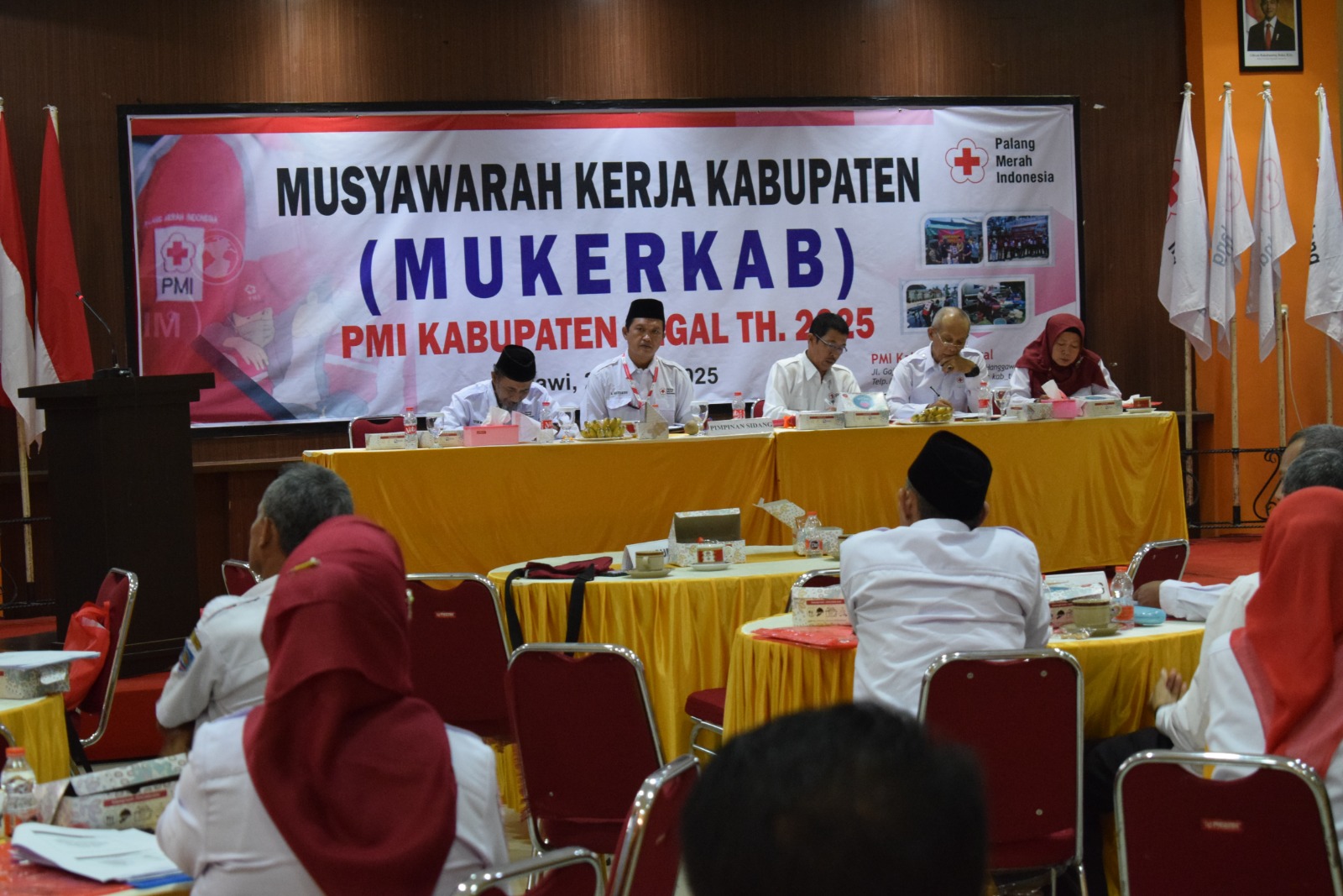 18 Pengurus Kecamatan Kompak Acungi Jempol Kinerja PMI Kabupaten Tegal