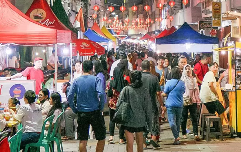 5 Spot Wisata Kuliner Semarang yang Ramai Wisatawan, Banyak Jajanan yang Menggoda!