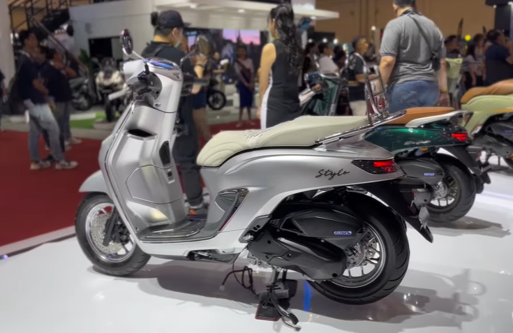 Honda Stylo 160 2025 ABS atau CBS? Pilihan Tepat untuk Gen Z yang Suka Modif Motor
