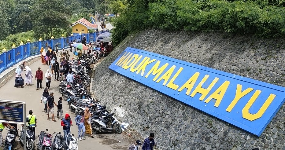 Libur Natal dan Tahun Baru, Wisata Pantai di Brebes Masih Jadi Favorit