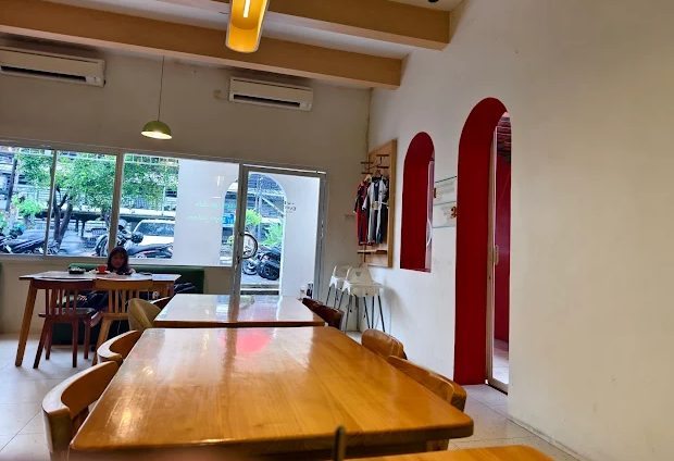 10 Cafe Ramah Mahasiswa di Semarang, Nyaman untuk Nugas dan Nongkrong