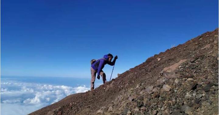 Bikin Merinding! Berikut 7 Misteri Gunung Slamet, Pendaki Wajib Tahu