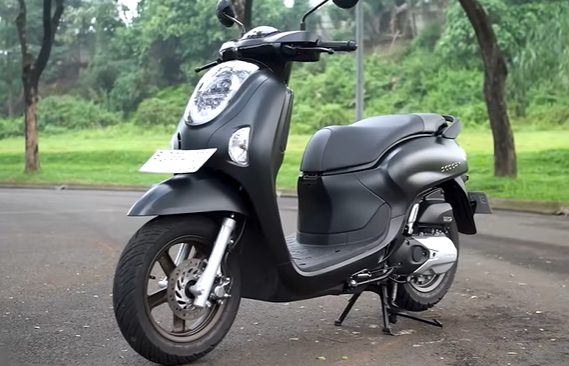 Review Kelebihan dan Kekurangan Honda Scoopy 2025, Worth It Dibeli?