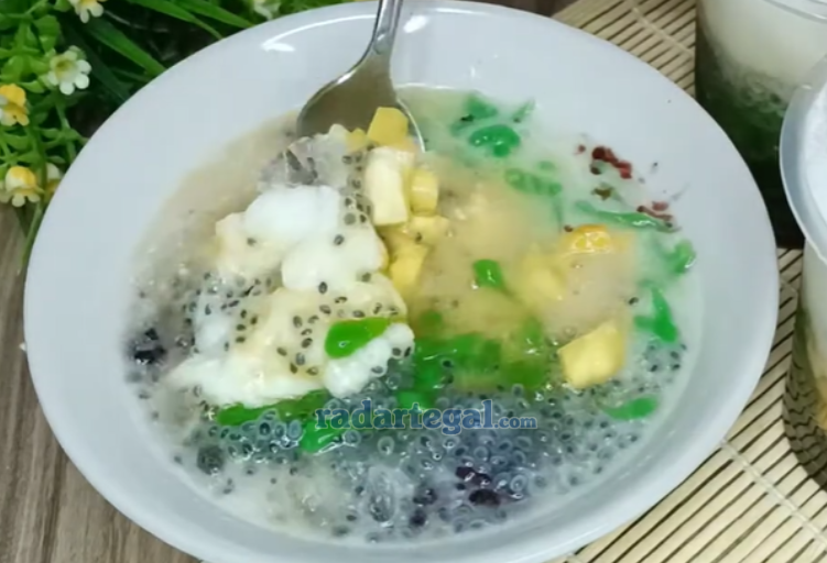 Mencicipi Es Dawet Telasih Solo, Minuman Segar khas Keraton yang Usianya Hampir 100 Tahun