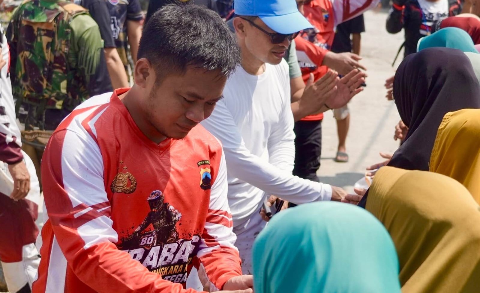 Sukses, Bakti Sosial dan Trabas di Kabupaten Tegal Diikuti Ribuan Rider