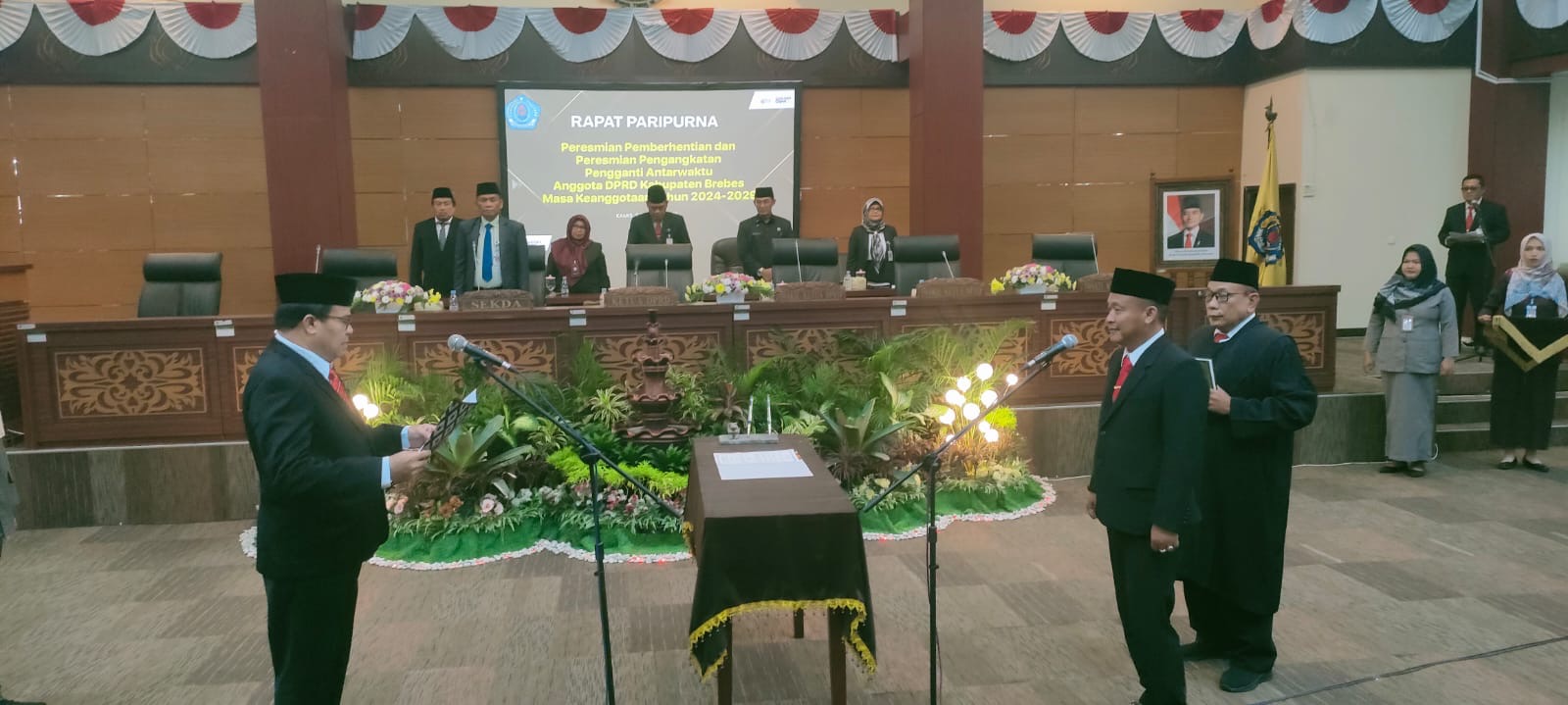 DPRD Brebes Lantik Anggota PAW M Sry Heri Pasaribu Pengganti Sukirso