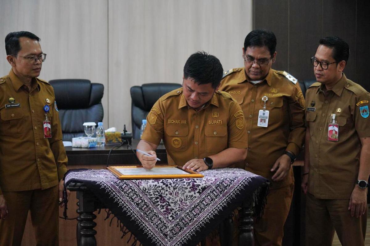 Bupati Tegal Tegaskan Komitmen Antikorupsi Jajaran Pemda