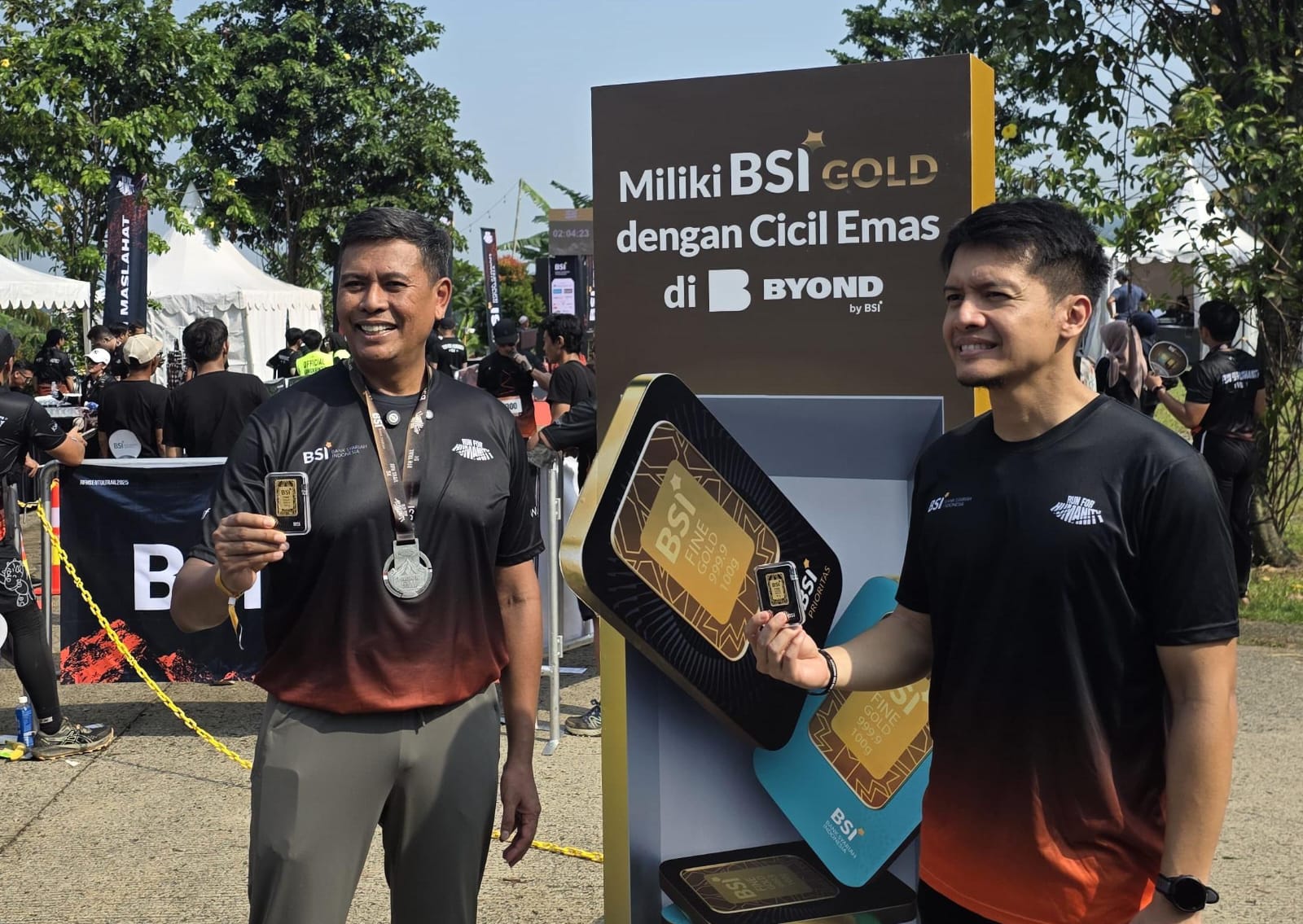 BSI Wujudkan Semangat Kepedulian Sosial dan Spiritual Melalui Run for Humanity Trail Run Sentul  