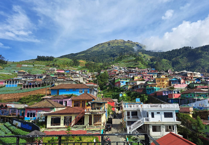 7 Wisata Jawa Tengah dengan Spot Foto Aesthetic ala Korea