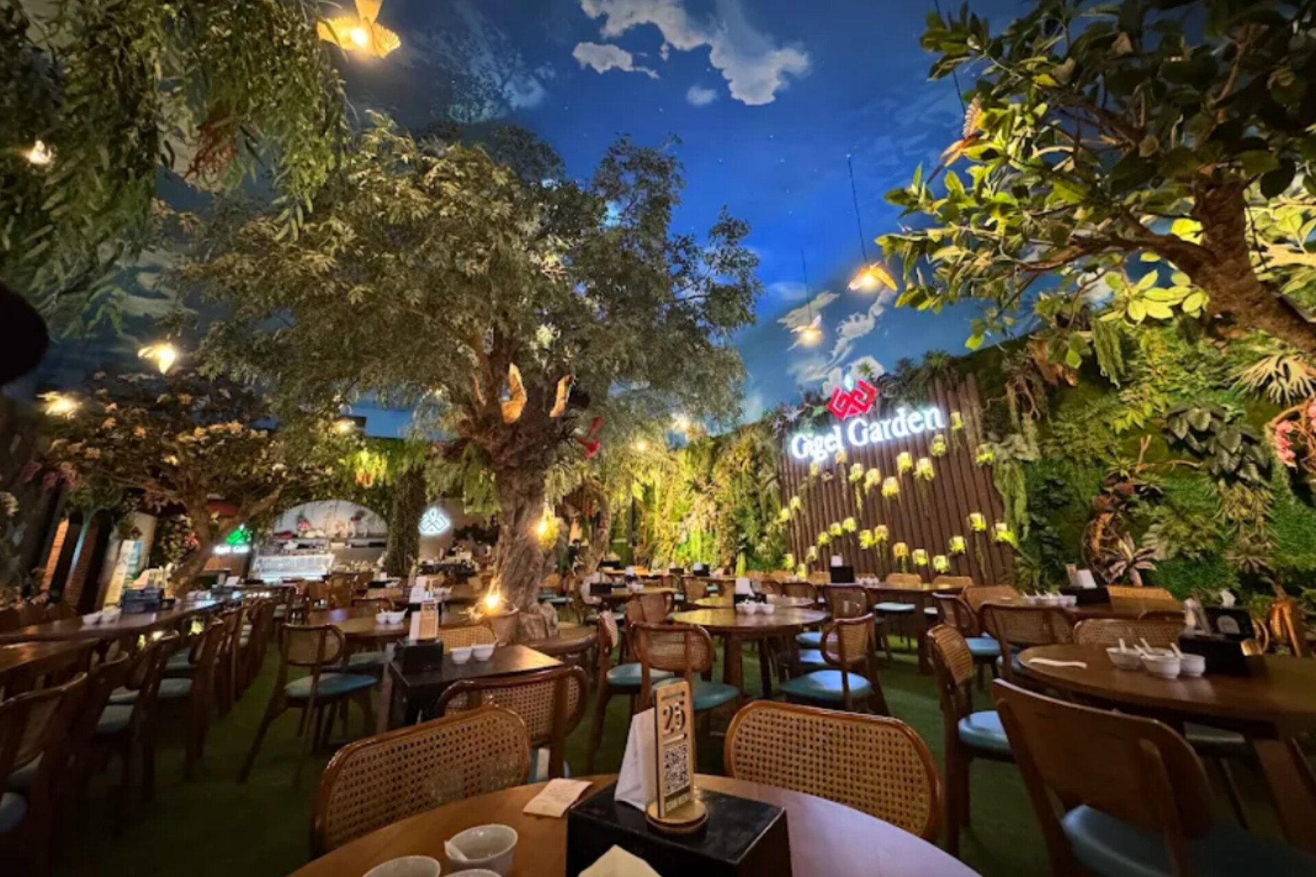 3 Tempat Makan Instagramable di Tegal, Rasanya Juara dan Suasananya Cozy!