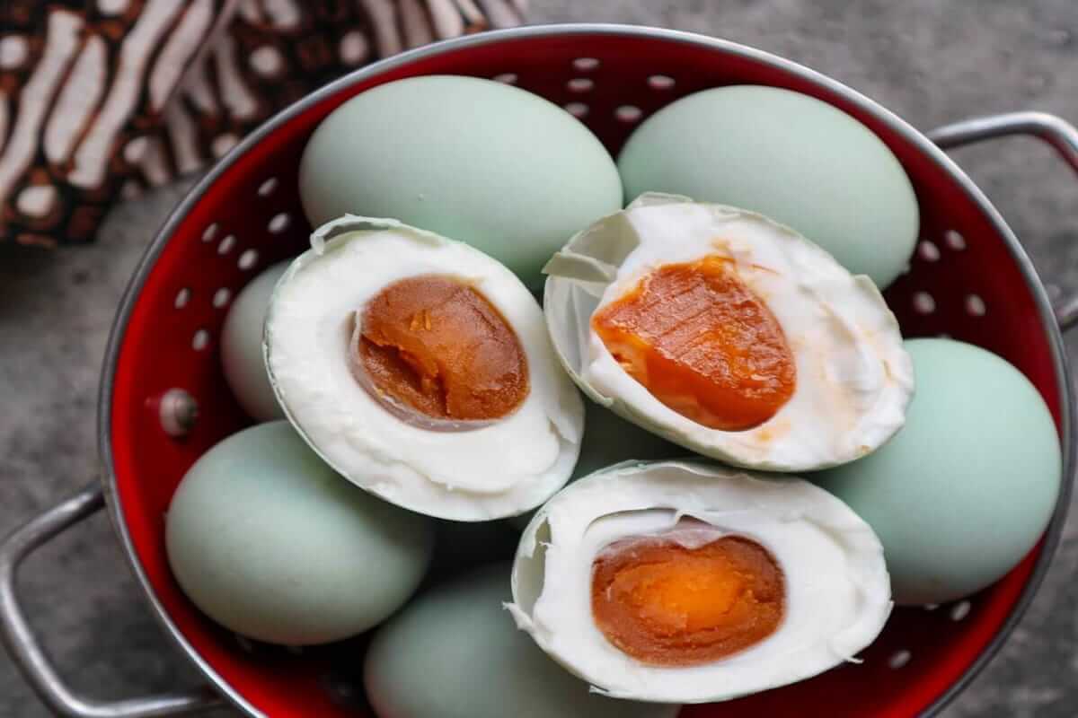 Ikon Kuliner Telur Asin Brebes, Punya Rasa Khas yang Banyak Diminati Pelancong 