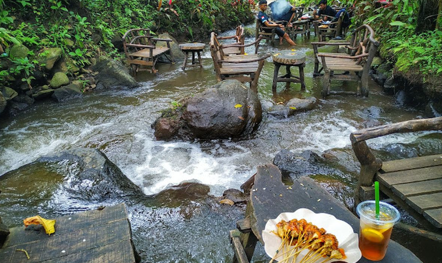 5 Rekomendasi Cafe Tepi Sungai di Purwokerto dengan Suasana yang Pas buat Healing