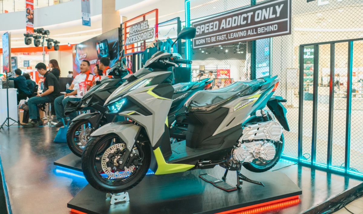 Night Ride Vario Evo 160 Semarang: 1.500 Bikers Padati The Park Mall