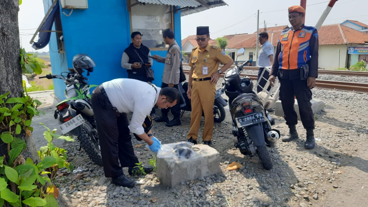 BREAKING NEWS! Penemuan Potongan Kaki Manusia Gegerkan Warga Tegal