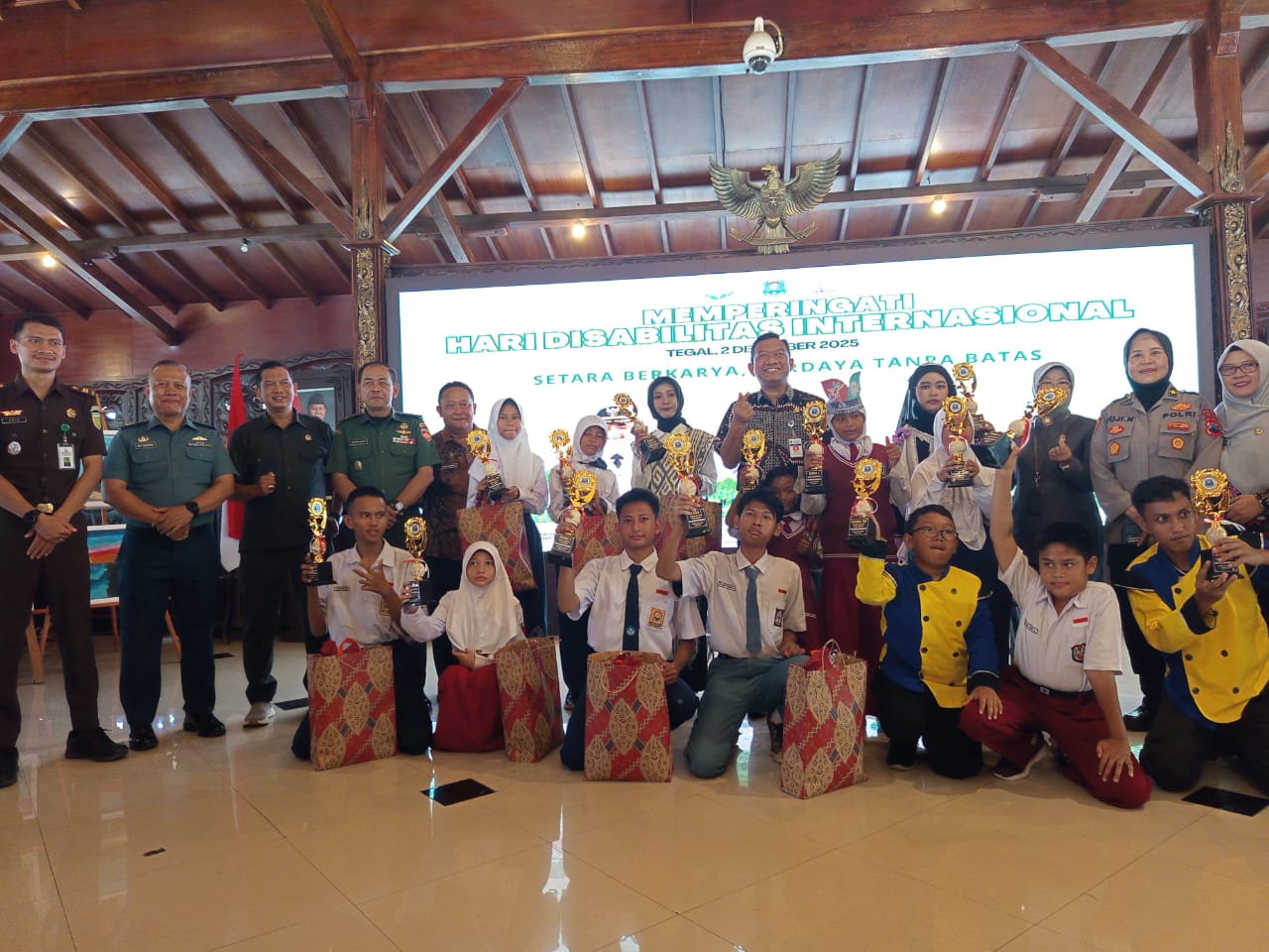 Peringatan Hari Disabilitas Internasional di Tegal, Sekda: Momentum Beri Apresiasi Pemerhati Disabilitas